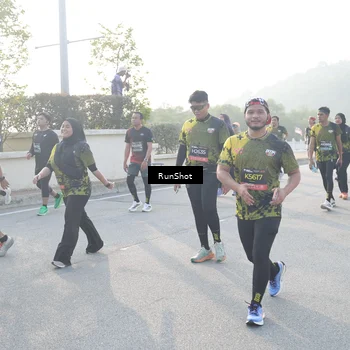 Runner Photo 6861663