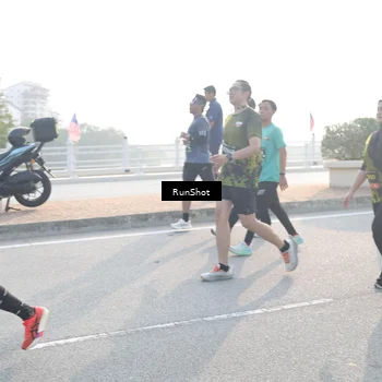 Runner Photo 6861687