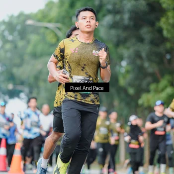 Runner Photo 6861757