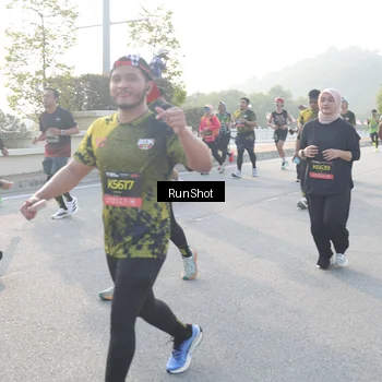 Runner Photo 6861764