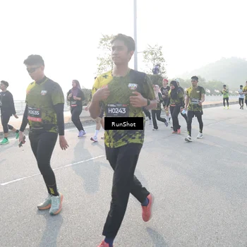 Runner Photo 6861840