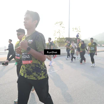 Runner Photo 6861857