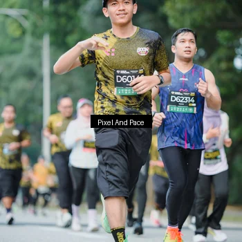 Runner Photo 6861888