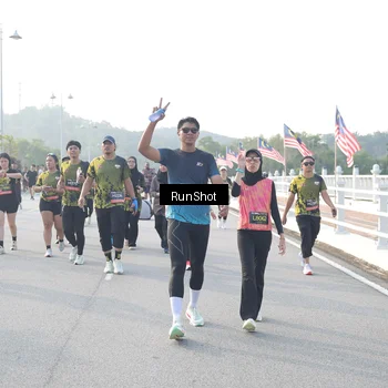 Runner Photo 6861956