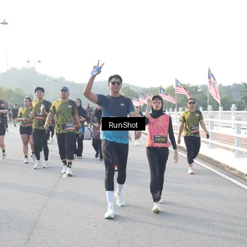 Runner Photo 6861987