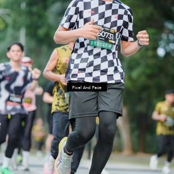 Runner Photo 6862002