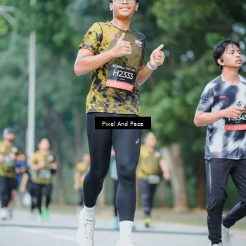 Runner Photo 6862005