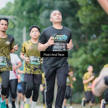 Runner Photo 6862056