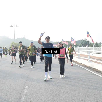 Runner Photo 6862057