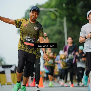 Runner Photo 6862103