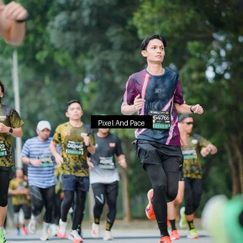 Runner Photo 6862110