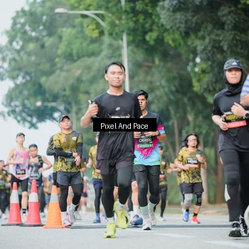 Runner Photo 6862124