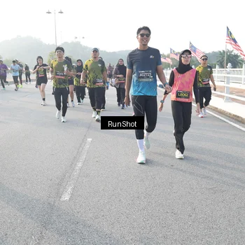 Runner Photo 6862148