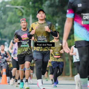 Runner Photo 6862152