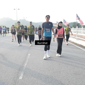 Runner Photo 6862154