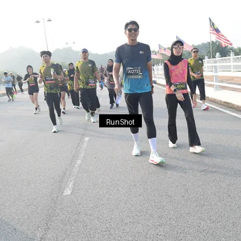 Runner Photo 6862166