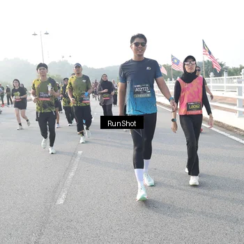 Runner Photo 6862248