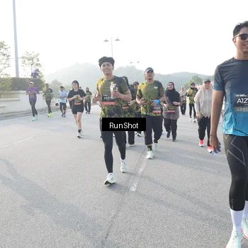 Runner Photo 6862288
