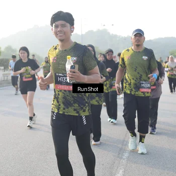 Runner Photo 6862295