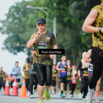 Runner Photo 6862311