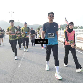 Runner Photo 6862334