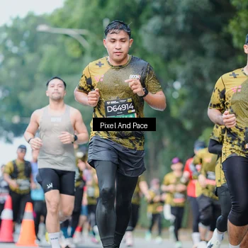 Runner Photo 6862413