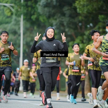 Runner Photo 6862417