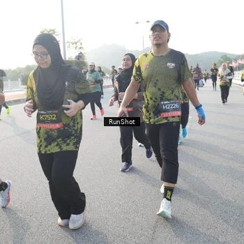Runner Photo 6862440