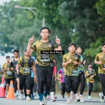 Runner Photo 6862443