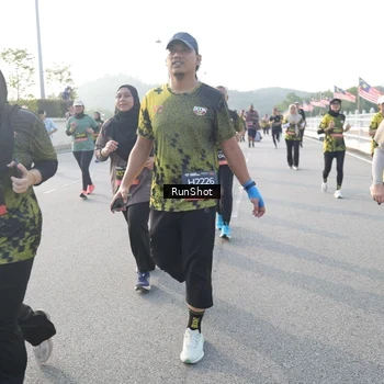 Runner Photo 6862450
