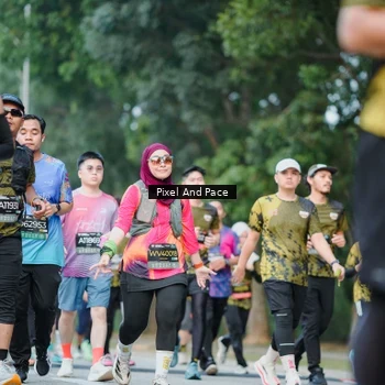 Runner Photo 6862451