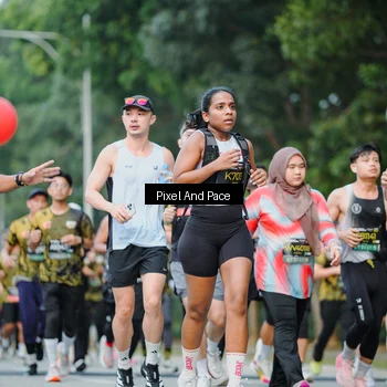 Runner Photo 6862506