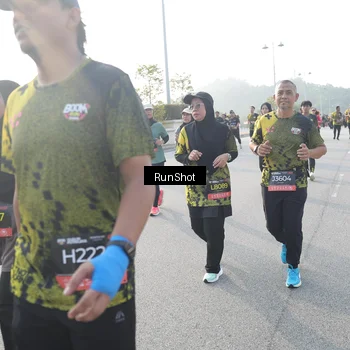 Runner Photo 6862555