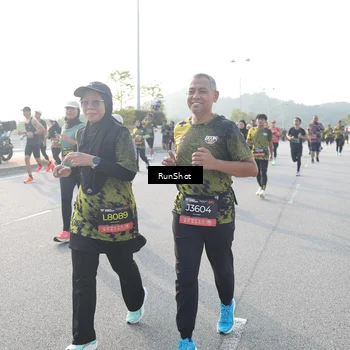 Runner Photo 6862634