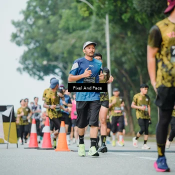 Runner Photo 6862657