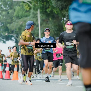 Runner Photo 6862676