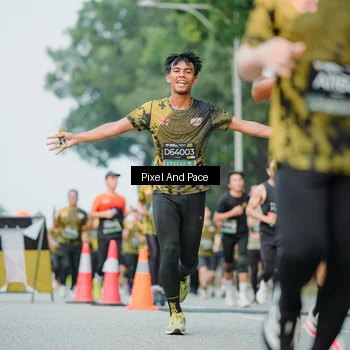 Runner Photo 6862690