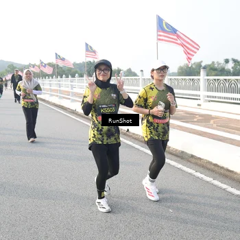 Runner Photo 6862779