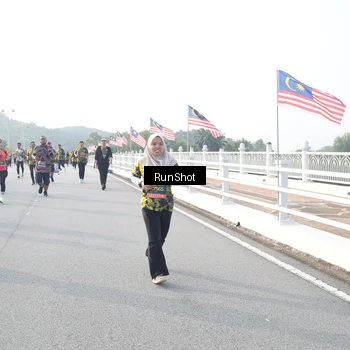 Runner Photo 6862875