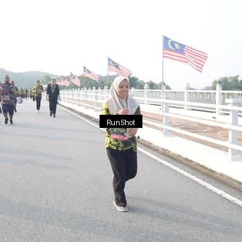 Runner Photo 6862956