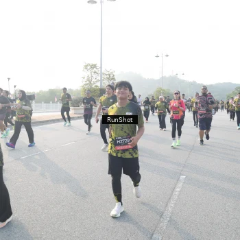 Runner Photo 6863020