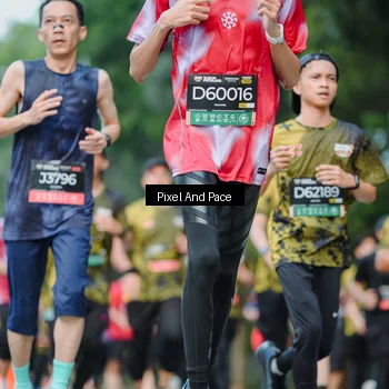 Runner Photo 6863063