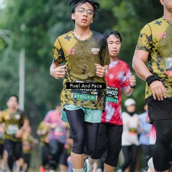 Runner Photo 6863073
