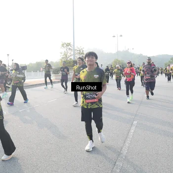 Runner Photo 6863077