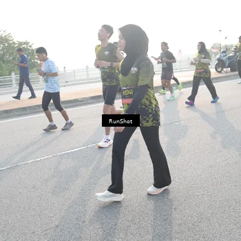 Runner Photo 6863152