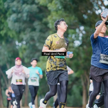 Runner Photo 6863171