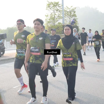 Runner Photo 6863204