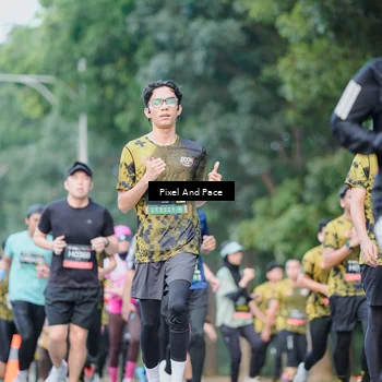 Runner Photo 6863270