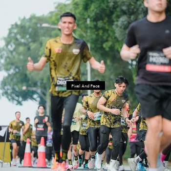 Runner Photo 6863274