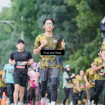Runner Photo 6863280